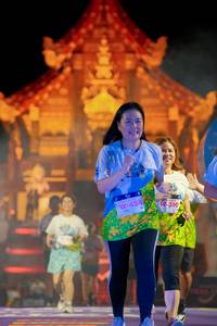 BIB: 4241, 310
                            <button type="button" onclick="openModal(22478113)" class="btn btn-primary btn-sm float-right btn-popup" data-toggle="modal" data-target=".modal-high-quality">
                        <i class="fas fa-shopping-cart"></i> Add to Cart
                    </button>
                                            <button type="button" onclick="isThisMe(22478113, true)" class="btn btn-success btn-sm float-right btn-popup btn-isme hidden" data-toggle="tooltip" data-placement="bottom" title="นี่คือรูปของคุณใช่ไหม คลิกที่นี่เพื่อเอาเข้าอัลบั้ม">
                        <i class="fas fa-plus"></i> Add to album
                    </button>
                    <button type="button" onclick="isThisMe(22478113, false)" class="btn btn-warning btn-sm float-right btn-popup btn-isnotme hidden">
                        <i class="fas fa-ban"></i> Remove from album
                    </button>